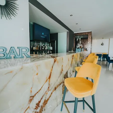 Sweet Atlantic & Hotel 4*