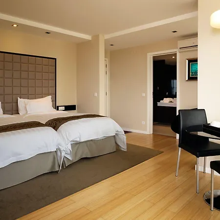 Hotel Sweet Atlantic & 4*